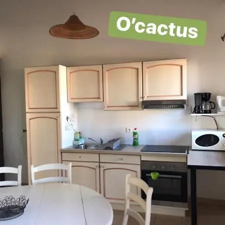 O'Gites Des Colombes Colombiers  Buitenkant foto